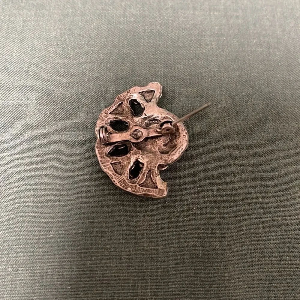 Vintage Elegant Silver Pink Crystal Brooch
